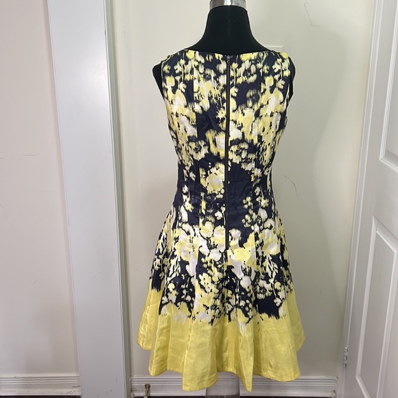 Julian Taylor Chic Fit Flare Navy Lime Yellow Dress Size 6 - Picture 4 of 13